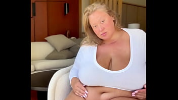 The warmth softness weight grip scent you’ll never not want bbw after