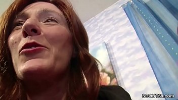 Junger typ mit fetten pimmel fickt reife frau und hure Junger typ mit fetten pimmel fickt reife frau und hure