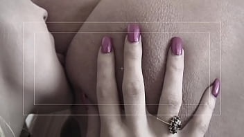 Kelly lee slaps her own ass as she rides a thick dick