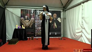 Bergamosex 2020 nello stand della valery vita production