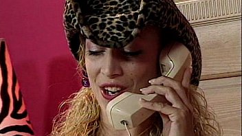 Metro flesh peddlers 11 scene 3