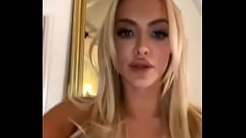 Lindsey pelas webcam big tits