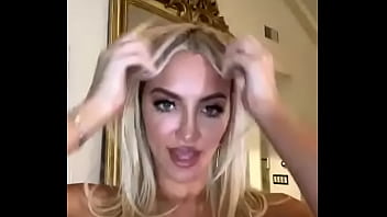 Lindsey pelas webcam big tits