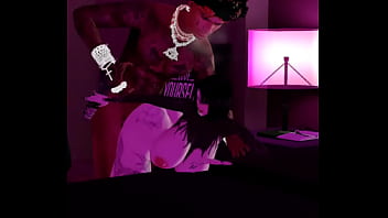 Sendo rasgada no meio