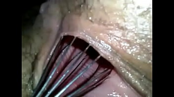 Pussy gape with wisk