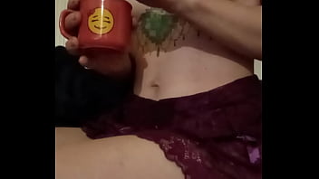 Bonjour mes coquins je vous offre le café n'hésitez surtout pas à Bonjour mes coquins je vous offre le café n'hésitez surtout pas à