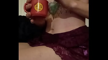 Bonjour mes coquins je vous offre le café n'hésitez surtout pas à