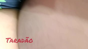Botando devagarinho no cu da minha puta