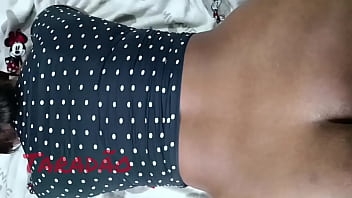 Botando devagarinho no cu da minha puta