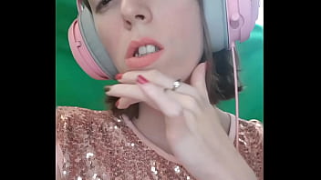 On se rapproche des 100 followers hehe vous êtes si gentils et généreux