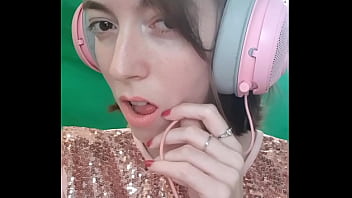 On se rapproche des 100 followers hehe vous êtes si gentils et généreux