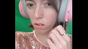 On se rapproche des 100 followers hehe vous êtes si gentils et généreux