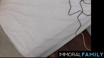 Insatiable bambola orgasms on matt's face before double penetration