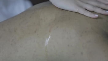 Massagem e sexo com neg&atilde;o