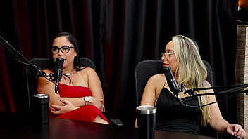 A família sabe se conheceram em collab descobriu gostar também de mulher e gravaram com vários e se assustou com o tamanho do pau aninha e renatinha watch sheer red