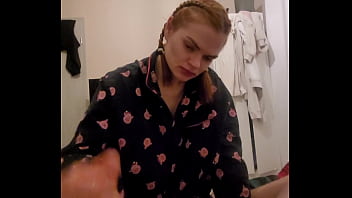 Red head roomate just took my dick and make a blowjob i just cum in her mouth she spit it on my dick