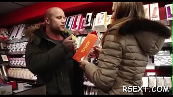 Older wench takes it hard