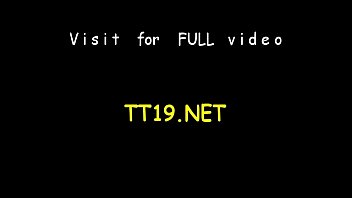 Teen gives a steaming oral stimulation