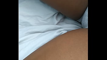 Slim waist fat in tha right place