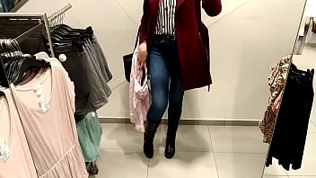 Public shopping in wet jeans squirt x3