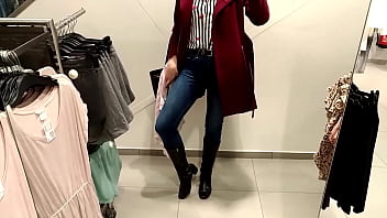 Public shopping in wet jeans squirt x3