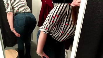 Public shopping in wet jeans squirt x3