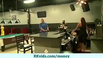 Smooth Guy Pays Amateur Chick For Sex 11 thumbnail