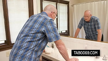 Slutty stepdaughter knows knows her stepdad wants to watch her get fucked