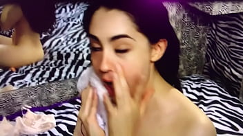 Lori meets maxxx loadz