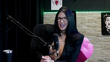 Nunca Transou Na Mesa De Sinuca O Cliente Gostava De Um Fio Terra Deu A Buceta No Avião E Chegou A Receber 23 Buquês De Flores Mas Leticia Braga Watch Sheer Red thumbnail