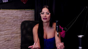 Nunca transou na mesa de sinuca o cliente gostava de um fio terra deu a buceta no avião e chegou a receber 23 buquês de flores mas leticia braga watch sheer red