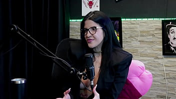 Nunca transou na mesa de sinuca o cliente gostava de um fio terra deu a buceta no avião e chegou a receber 23 buquês de flores mas leticia braga watch sheer red