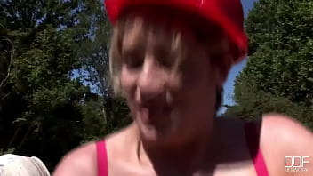 Hot busty chick maggie green