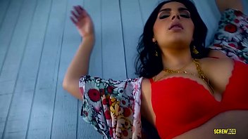 Screwbox valentina nappi in "bellezza italiana"