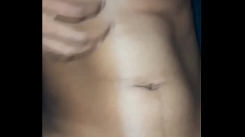 Te quieres comer mi culito papi