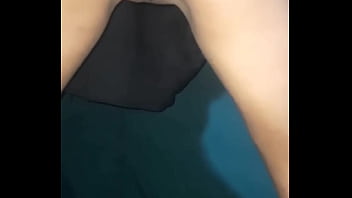 Te quieres comer mi culito papi