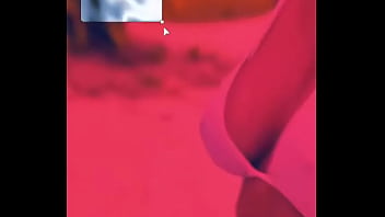 Happy friday ️ any fun plans for the weekend #happyhotwife #hotwife #milf #hottub