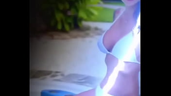 Happy friday ️ any fun plans for the weekend #happyhotwife #hotwife #milf #hottub