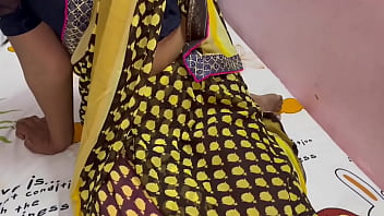 Bhabhi ko kitchen se bula chut ki pyas bujha di