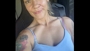 Bonne journée signer une routière vachement sexy devient fan pour en voir