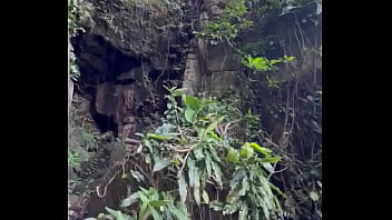 Ainda estou impactada com a imponência dessa entrada de caverna ️