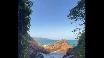 Ainda estou impactada com a imponência dessa entrada de caverna ️