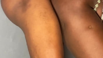 Construction worker fucks house owner after offering maintenance services to the apartment