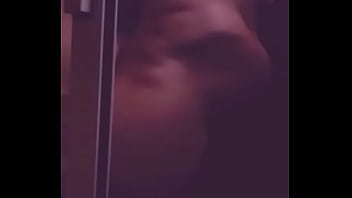 Mi cuñado y yo follamos a escondidas en tremenda peda en la fiesta