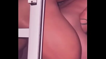 Mi cuñado y yo follamos a escondidas en tremenda peda en la fiesta