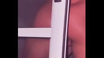 Mi cuñado y yo follamos a escondidas en tremenda peda en la fiesta