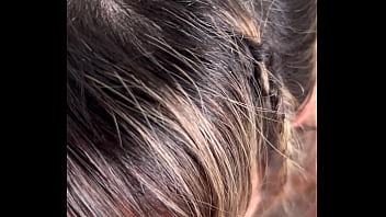 Meu personal da academia ficou com tanto tesão que não aguentou e me fez chupar o pau dele ate eu vomitar engasga na pica grossa sua puta safada chupa essa porra