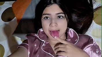 Universitaria me manda un video masturbandose y tocandose sus ricas tetas