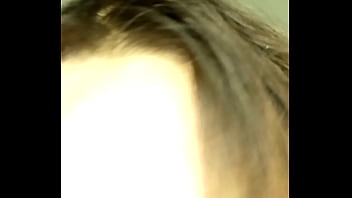 Vem fumar com essa putinha safada