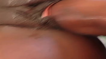 Black babe uses her tongue